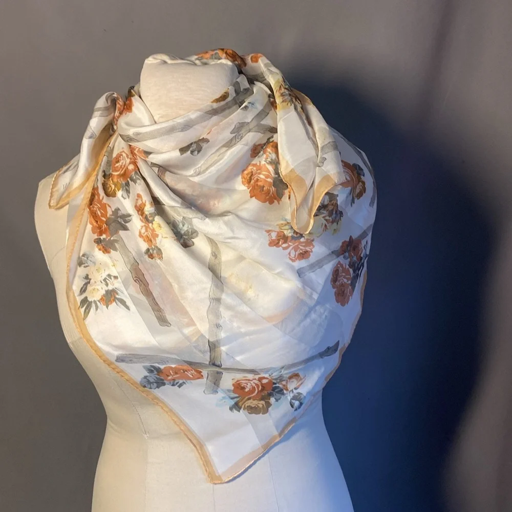 LUCIANO SOPRANI DONNA Women’s Scarf  Multicolor 100% Silk Floral